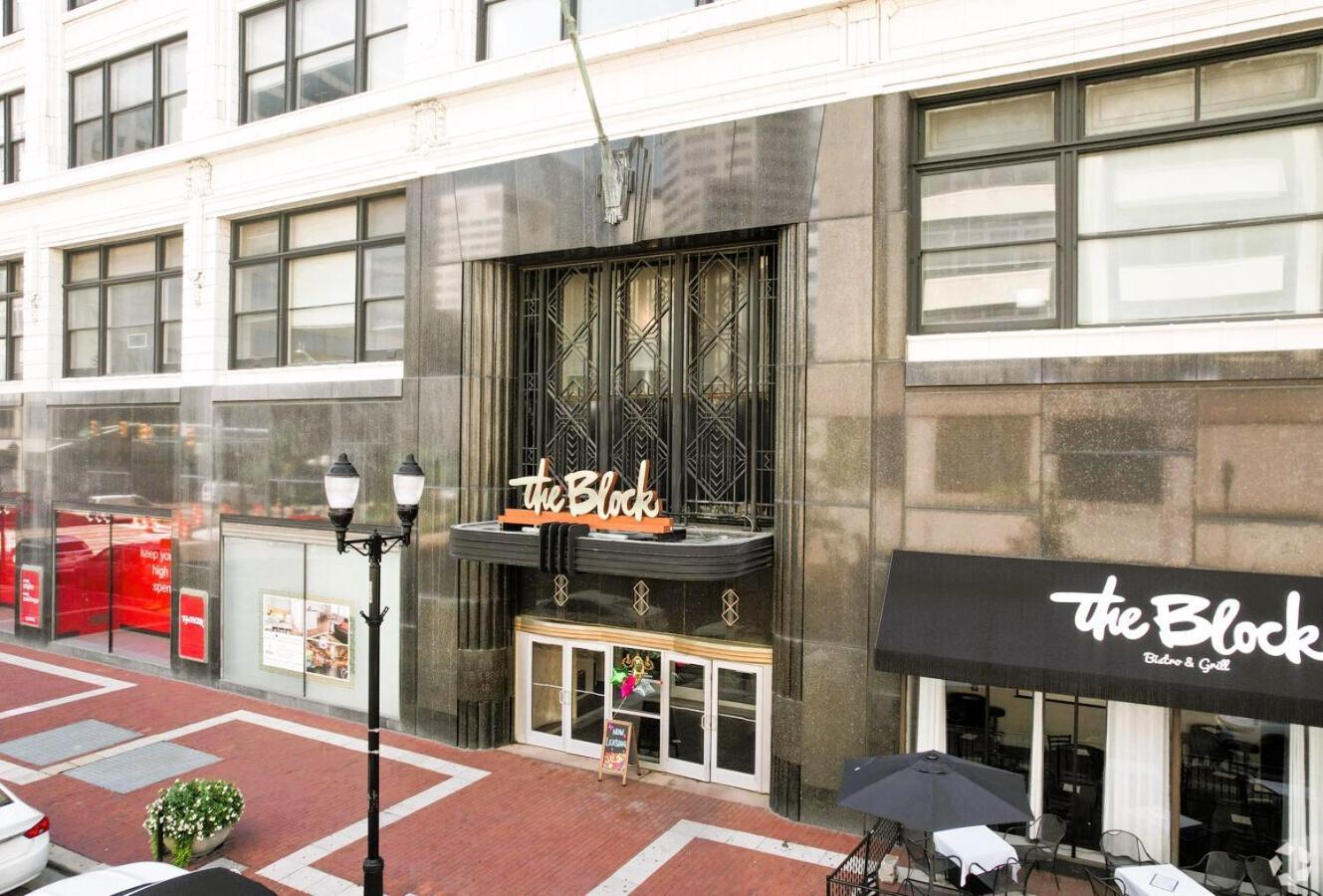 Free Parking! Downtown Lucas Oil- Conv Center Skywalk #3 Apartment Indianapolis Exterior photo